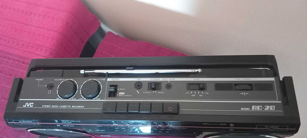 Radiocasetofon JVC RC-20