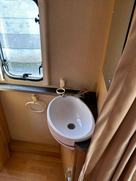 Rulota Alpine Diamond Anniversary - 4 Persoane - 900kg - 2008