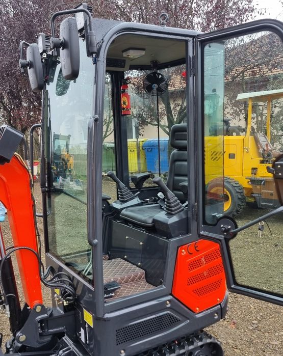 Miniexcavator Lubeck Ex 141 Nou Garantie 2 ani