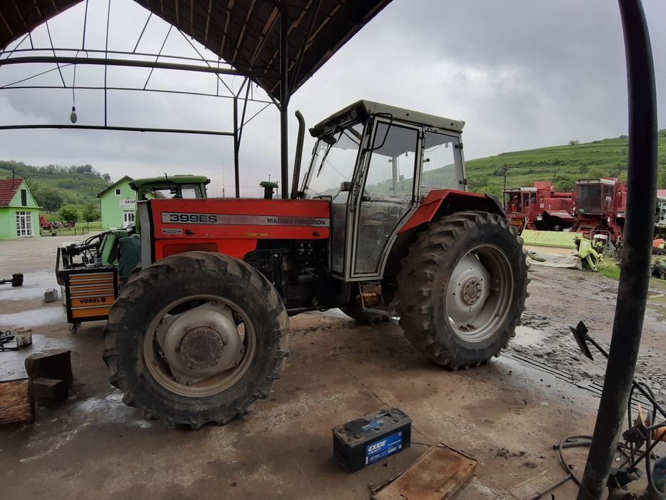 Dezmembram Massey Ferguson 399ES