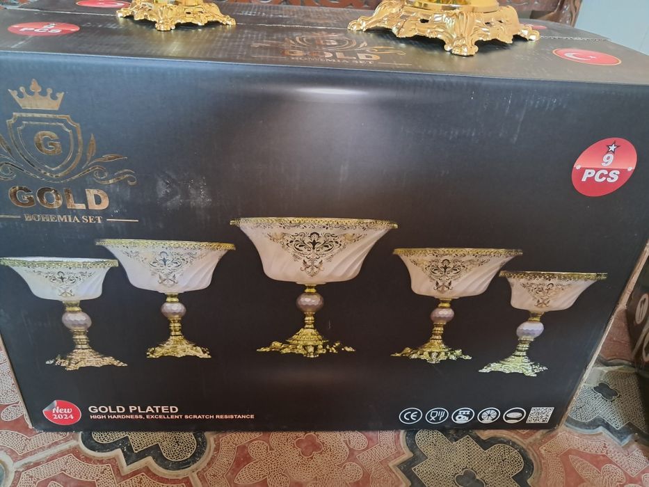 Rus erkak oz sevgilisini ayolning koz ongida sikadi.