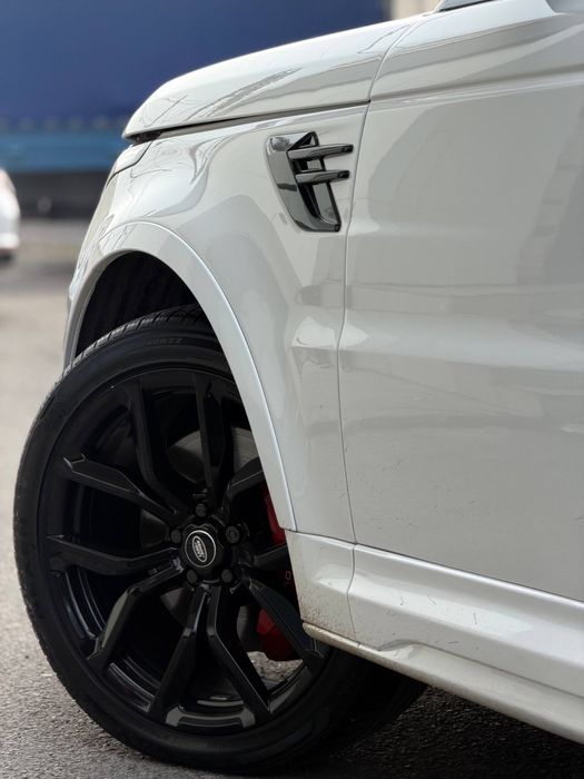 Range Rover Sport SVR