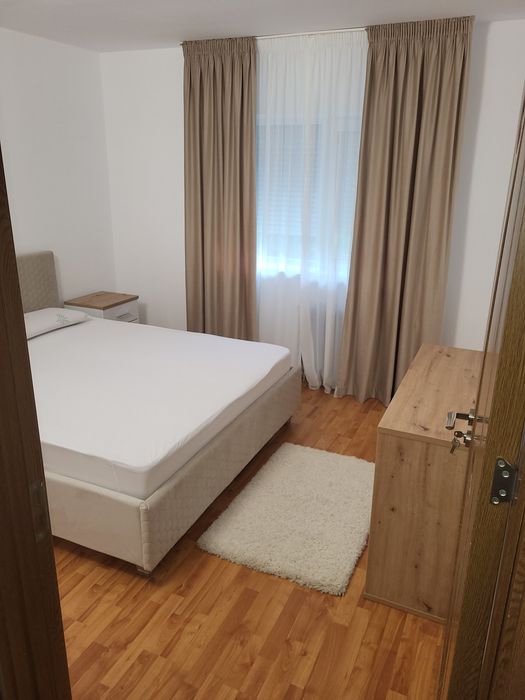 Apartament de inchiriat