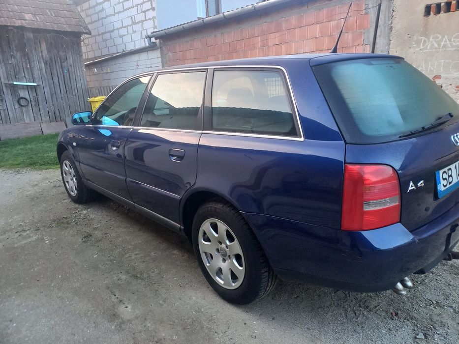 Vand Audi A4 B5.