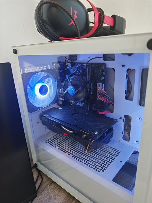 Vând PC GAMING I3 9100 32 GB RAM, Nvidia GeForce  gtx 1650 4 GB RAM
