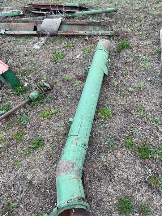 Dezmembrez Combină John Deere 330