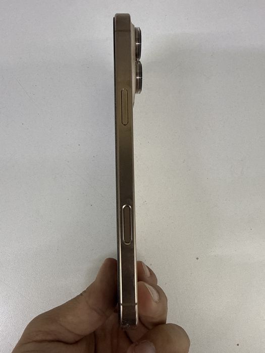 Продам iPhone 16 pro max 256 gb e-sim