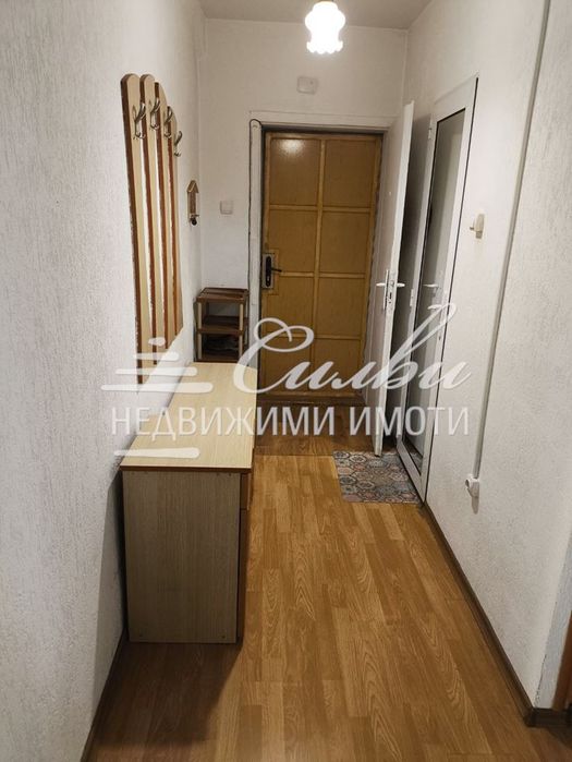 Продава се Двустаен апартамент в Шумен, Тракия - 60 кв.м за 1488 €/кв.м - Снимка #5