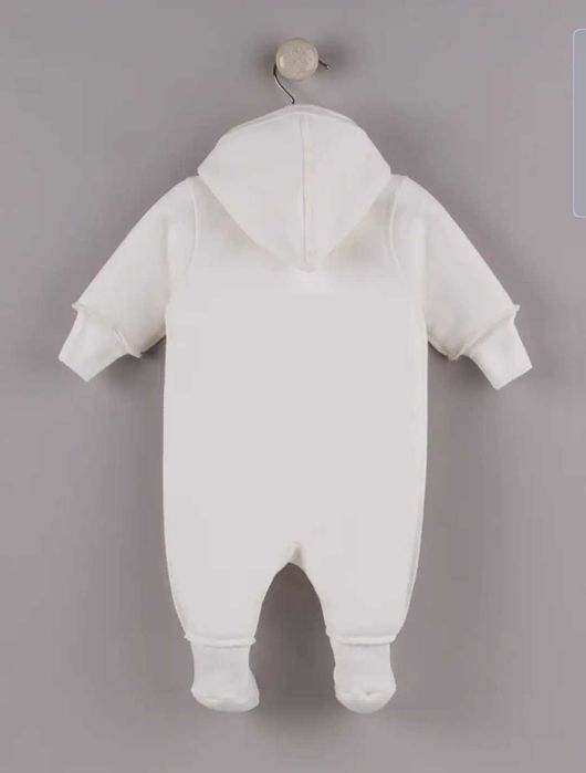 Комбинезон для новорожденных