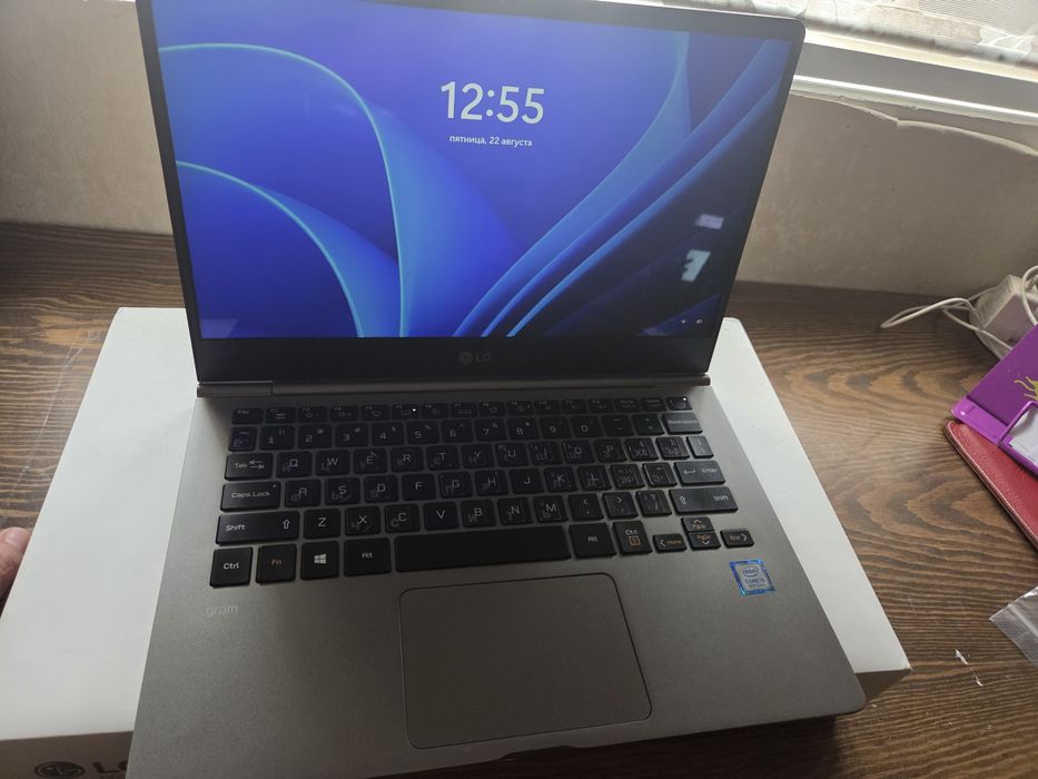 Сверхлегкий ноутбук LG Gram с сенсорным экраном 13,3 дюйма и процессор