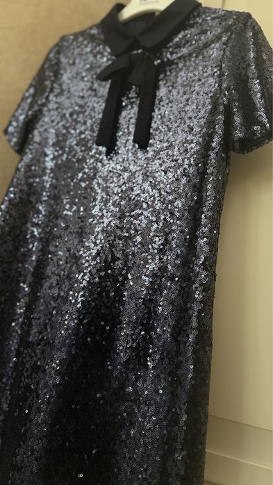 Платье из пайеток 152 р