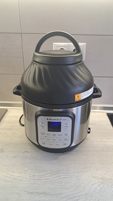 Мултикукър InstantPot Duo crisp + air fryer