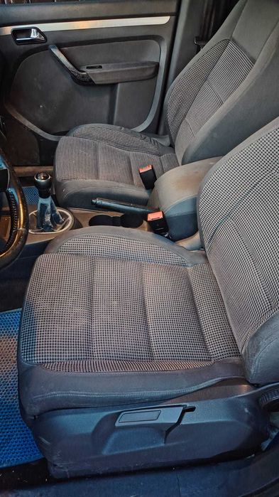 VOLKSWAGEN Touran 2003 — imagine 4