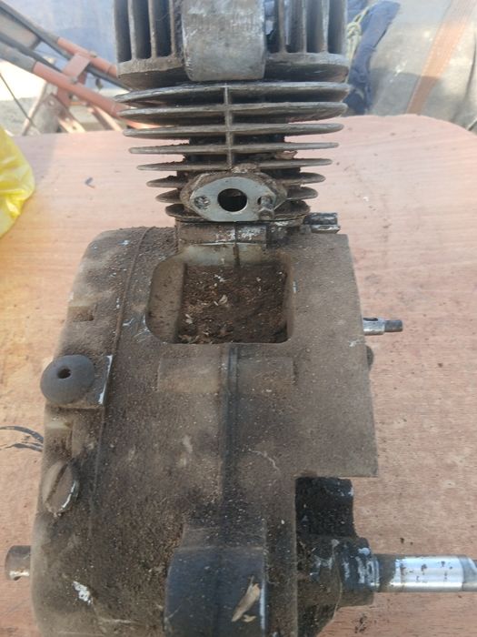 Двиготель мопеда Верховина