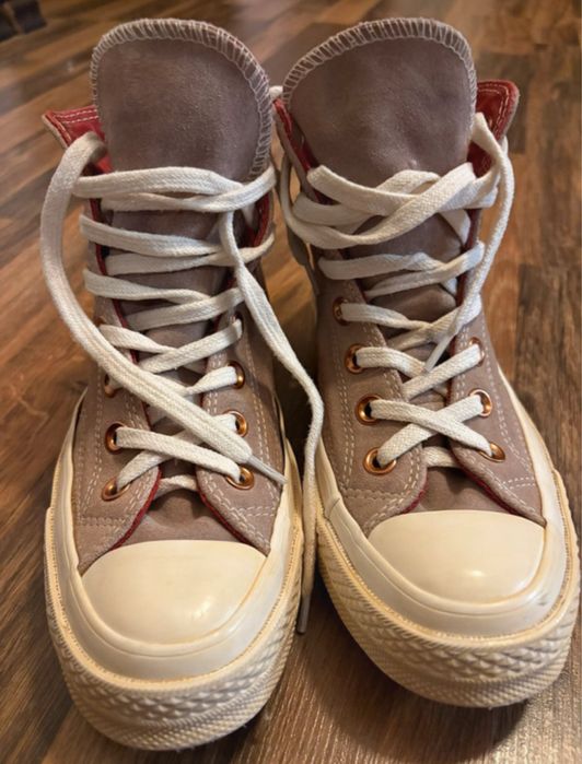 Converse piele intoarsa roz