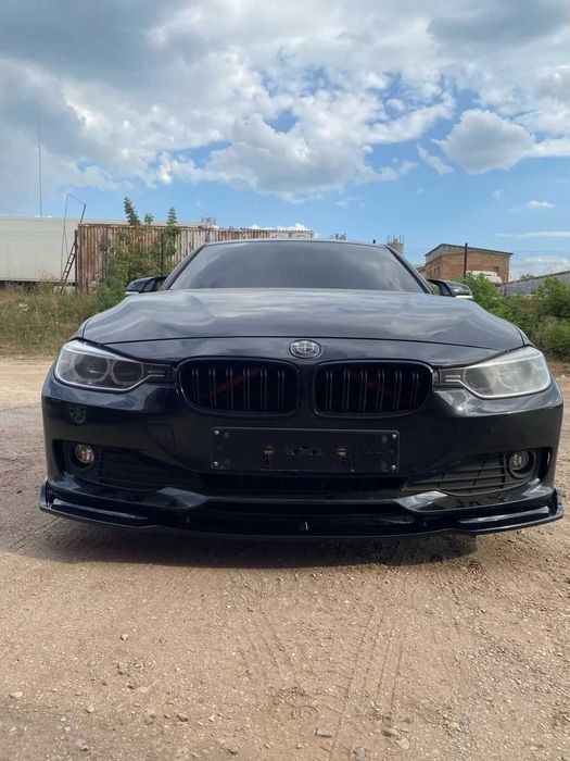 Lip Dedicat Prelungire Bara Fata Simpla Non-M BMW F30 F31, Negru Lucio