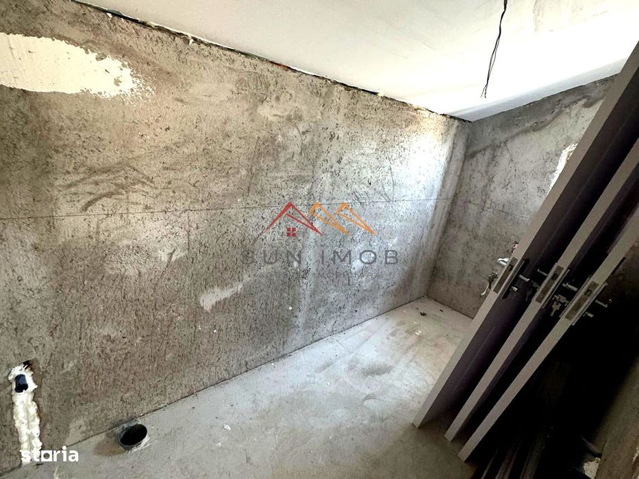 Casa noua, P+M, 4 camere, terasa, teren 550 m2, central, CORNU