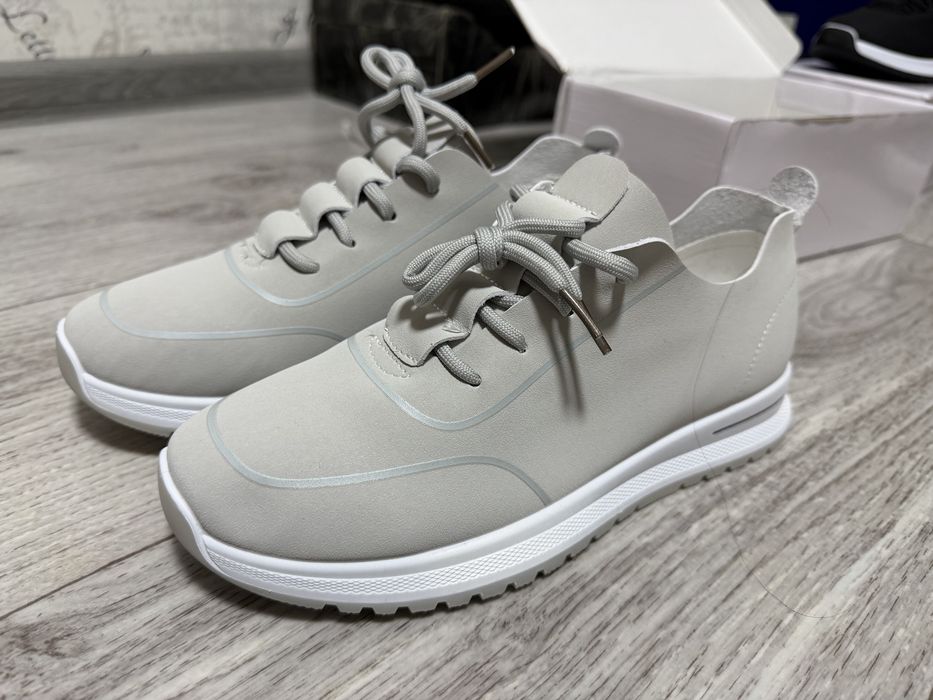 Обувь женская поседневная