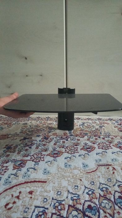 Кронштейн и подставка для пультов