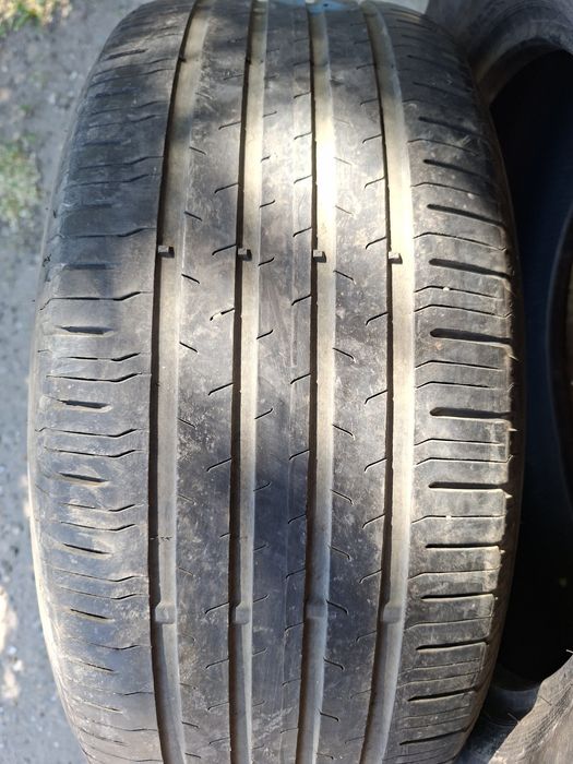 Продам шины 235/55/18 континенталь