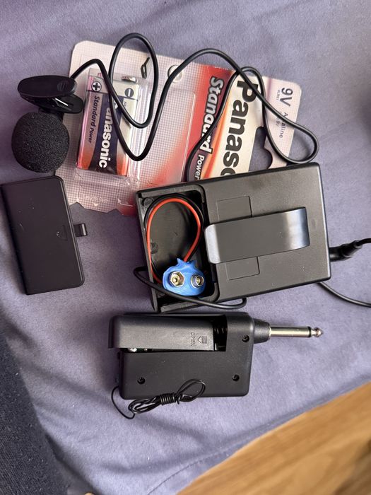 Петличный радиомикрофон 2 шт Mona 88-300.