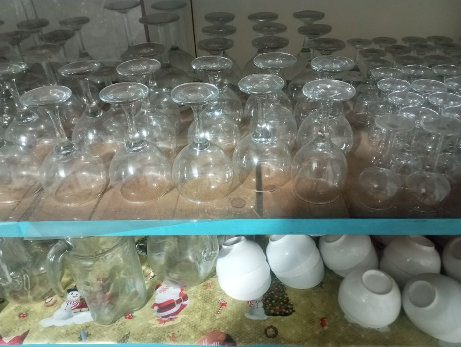 Продаю посуду не дорого