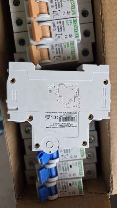 Sigurante electrice automate C32
