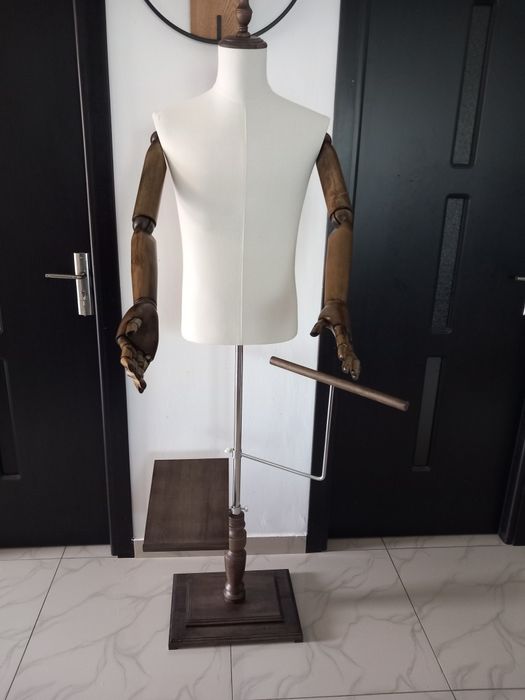 MANECHINE mireasa SI mire