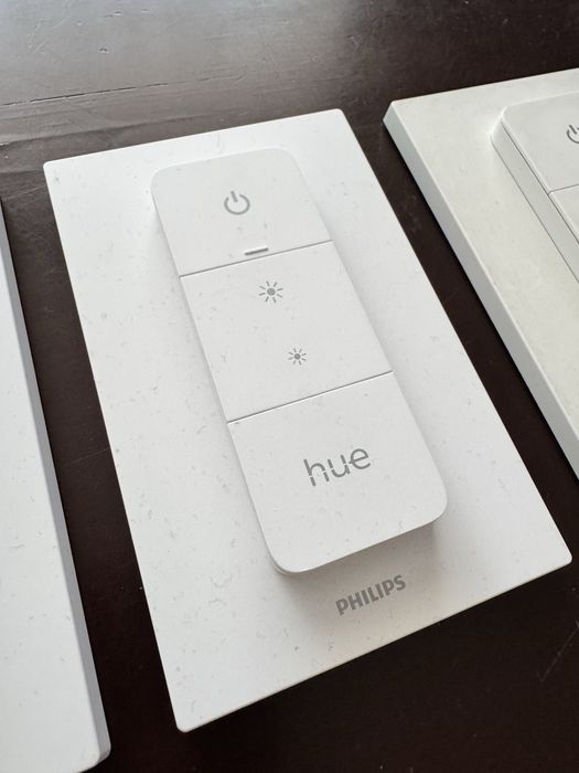 Întrerupător Phillips dimmer v2