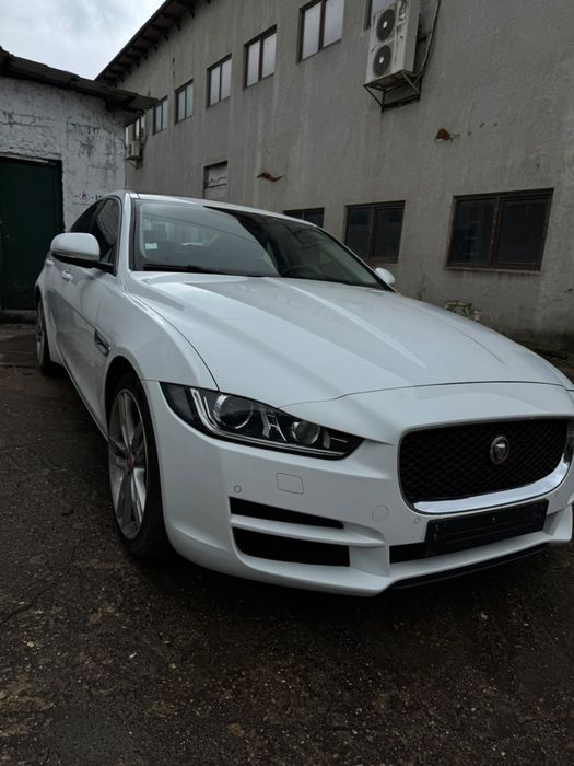 Faruri Jaguar XE 2014-2018 EUROPA