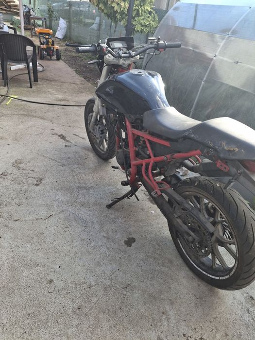 Derbi mulhacen 125 4t не довършен проект