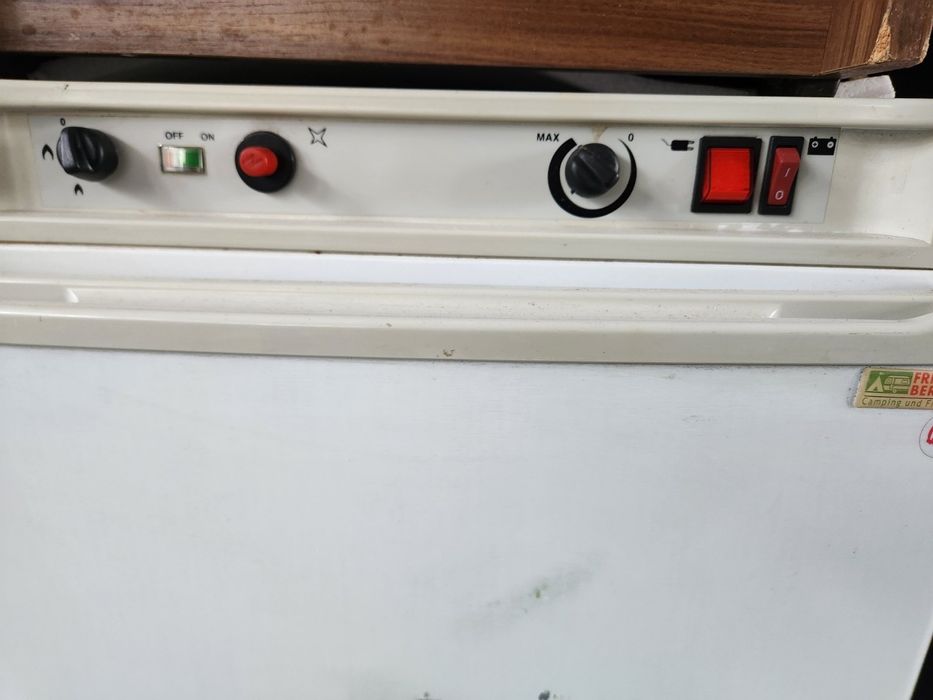 Хладилник  Electrolux 220/ 12 газ