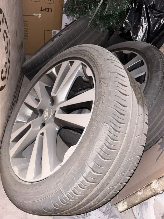 Продам диски с шиной комплект