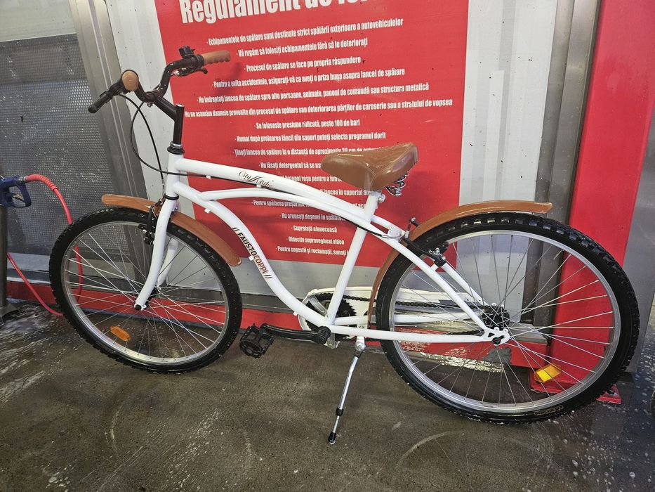 Vand biciclete in perfecta stare