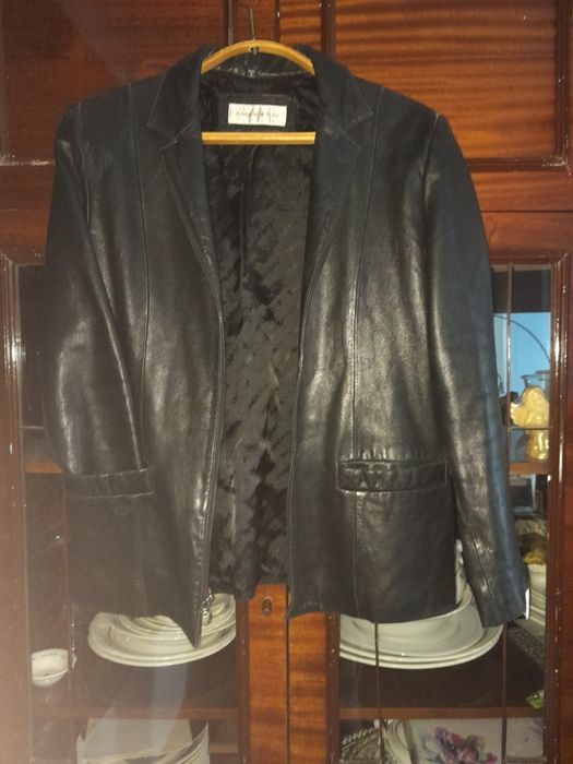 Кожаная куртка L