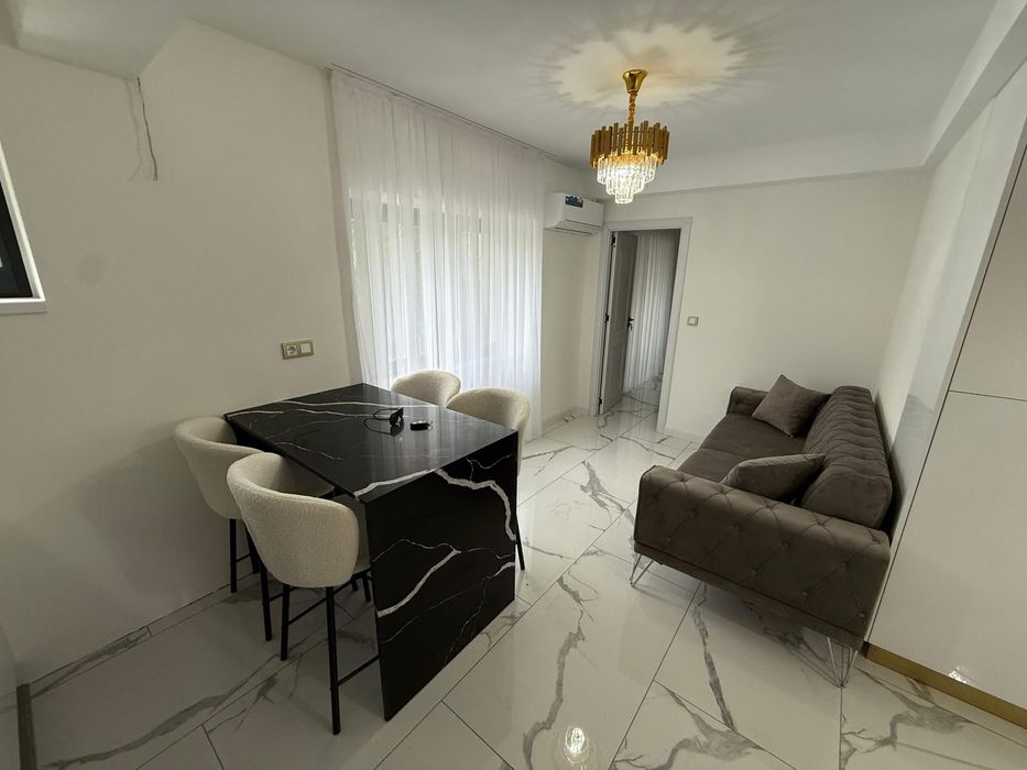 Ofer spre închirere Studio in zona Centrala Etaj 2