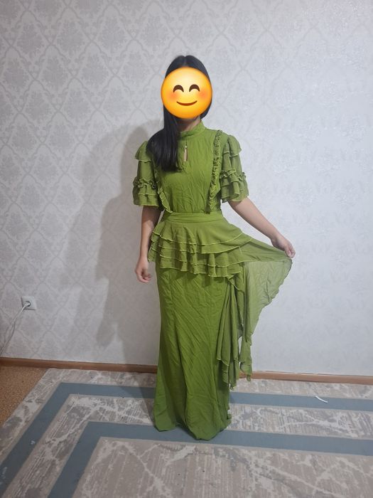 Платья  вечерние,повседневные