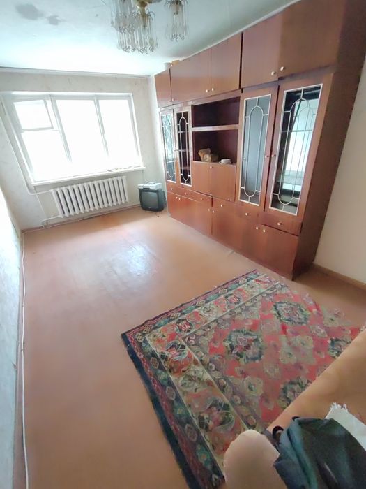 Продается 3-комн (4-23, 1 эт)