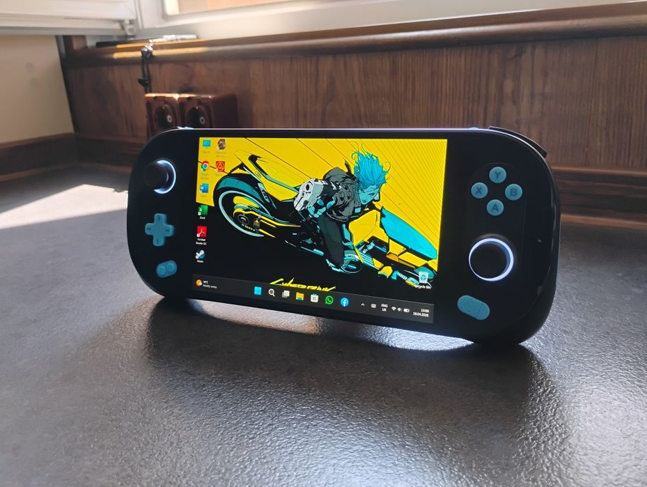 Laptop Consolă - Ayaneo 2S - Ryzen 7 - 7000serie - 2TB