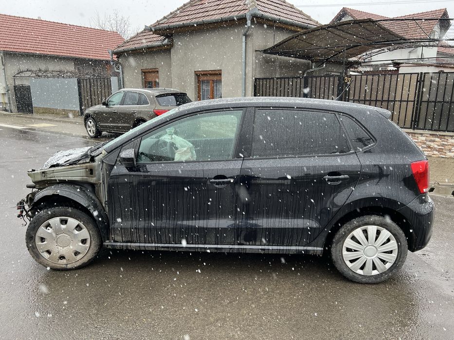 Dezmembrez VW POLO 1.6 DIESEL 2011 COD MOTOR CAY