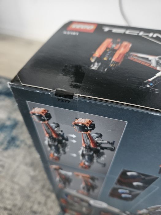 Lego tehnic nou Naveta spatiala