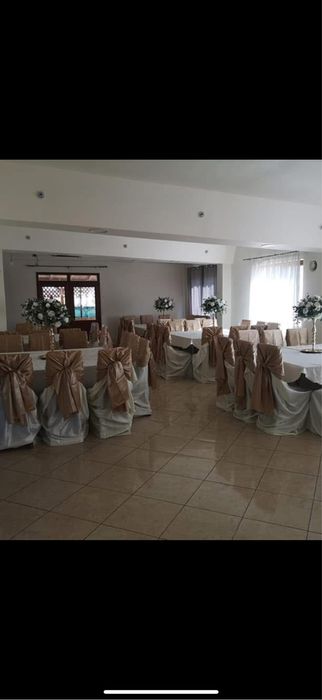 Huse scaune salon eceniment