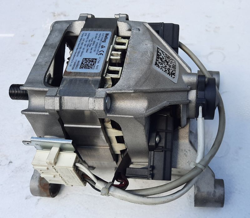 Электродвигатель для стиральной машины" INDESIT "