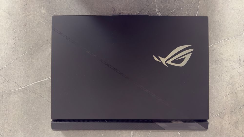 Продаю ноутбук Asus Rog Strix