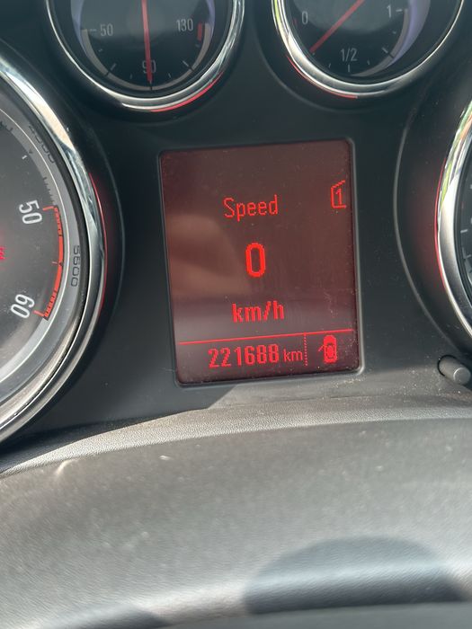 Opel astra j 2012
