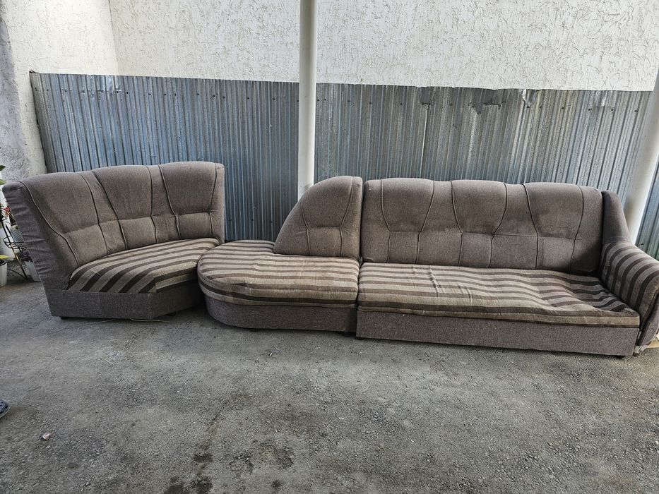 Продам срочно угловой диван