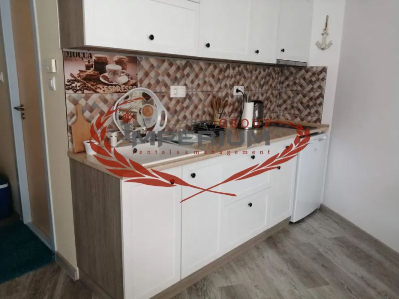 Дава се под наем Едностаен апартамент в Варна, м-т Евксиноград - 40 кв.м за 321.3 € - Снимка #1