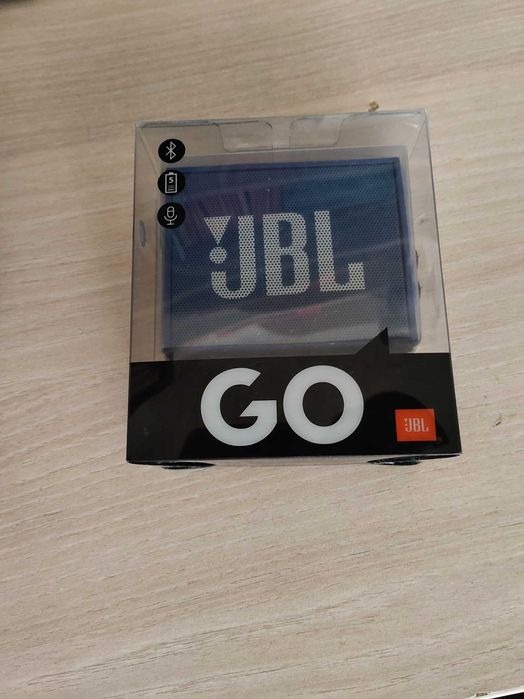 Продавам тонколона JBL compact