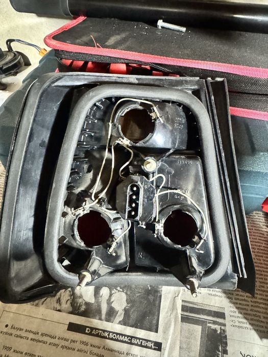 Хелла Дарки бмв е34