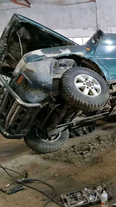 Нисан Терано 2.7TD на части